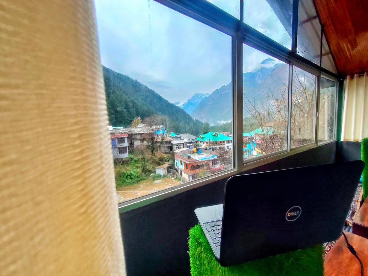 I Love Kasol Hostel & Rooftop Cafe Zewnętrze zdjęcie